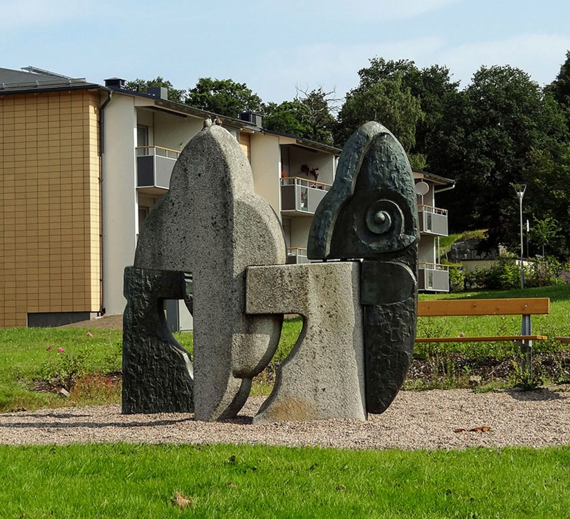 <h1><a href='/medlemmar/lars-spaak'>Lars Spaak</a></h1><h4>Treklang. Brons o granit</h4>